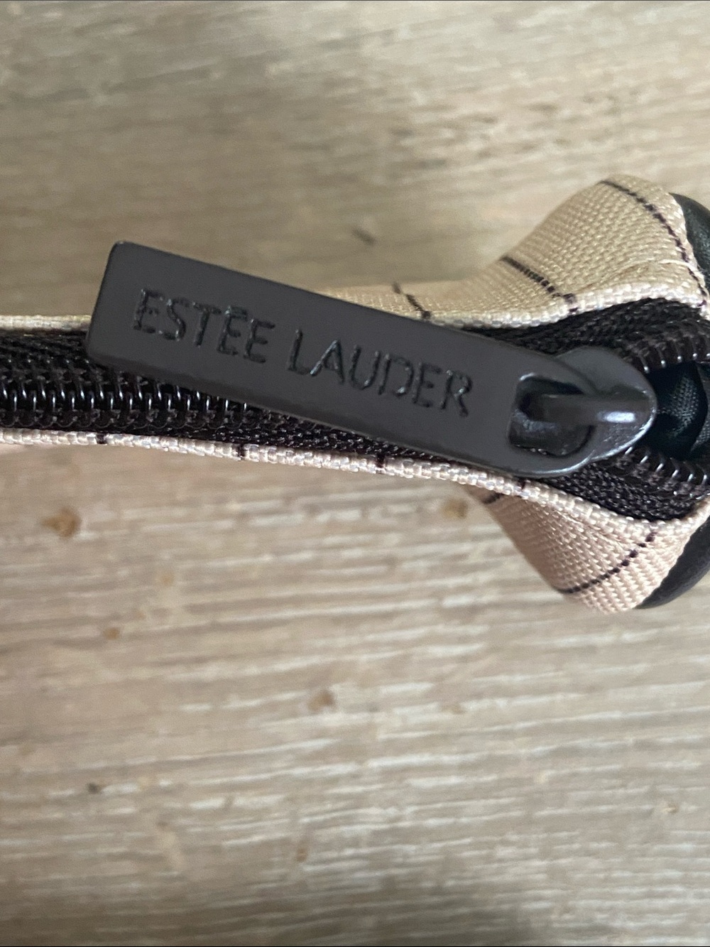 Estée Lauder Makeup Brush with Beige Canvas Cosmetic Pouch NEW - Picture 2 of 4